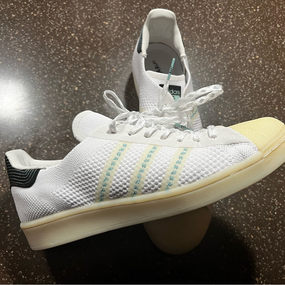 Adidas Superstar Parley size 11.5